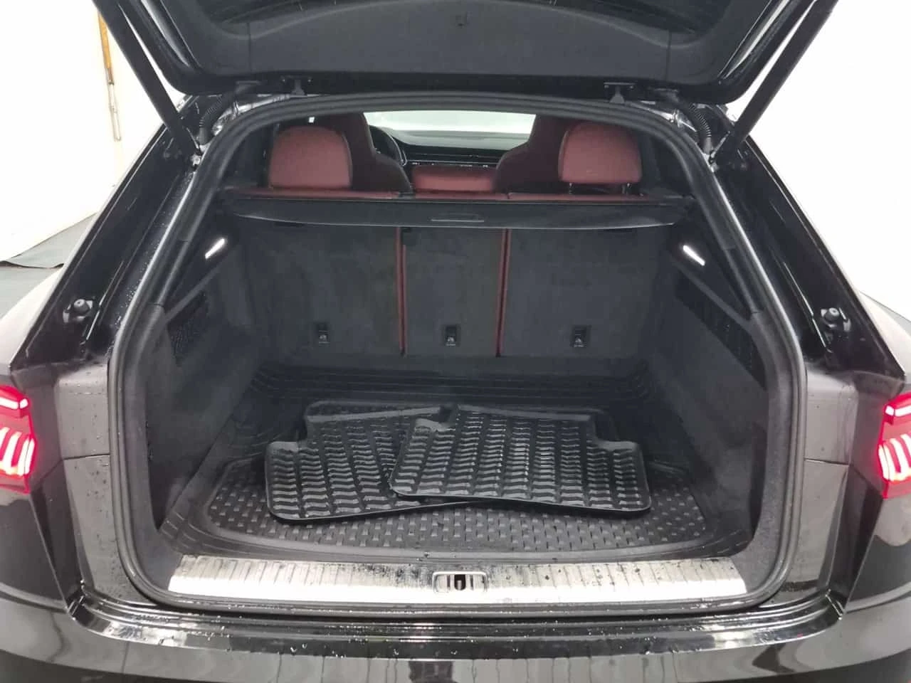 Audi SQ8 * 4.0 TFSI QUATTRO * ��������� * LANE ASSIST *  | Mobile.bg � ����������� 15