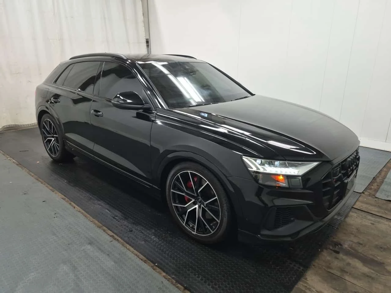 Audi SQ8 * 4.0 TFSI QUATTRO * ��������� * LANE ASSIST *  | Mobile.bg � ����������� 2