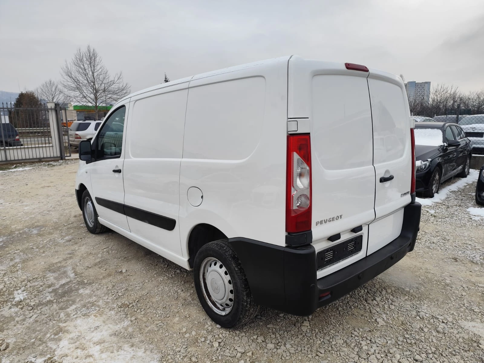 Peugeot Expert 2.0 дизел Италия - изображение 10