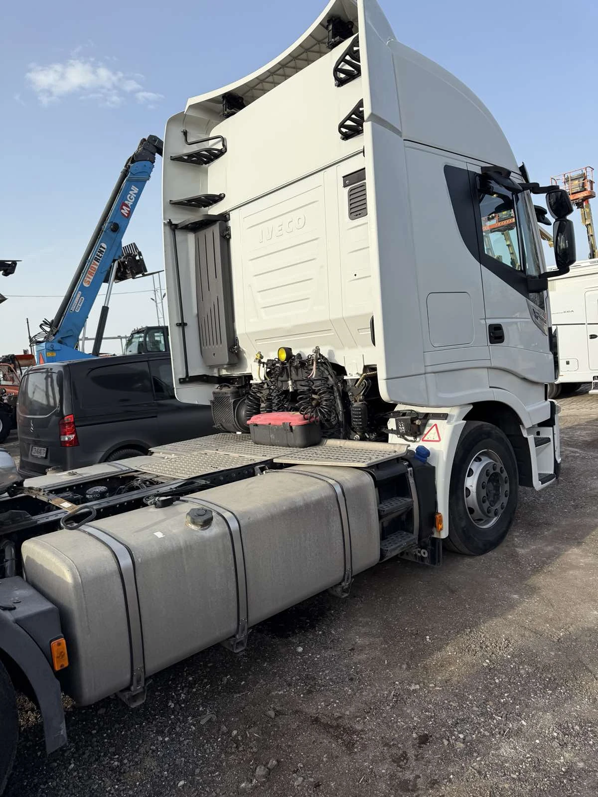 Iveco Stralis XP480 | Mobile.bg   13