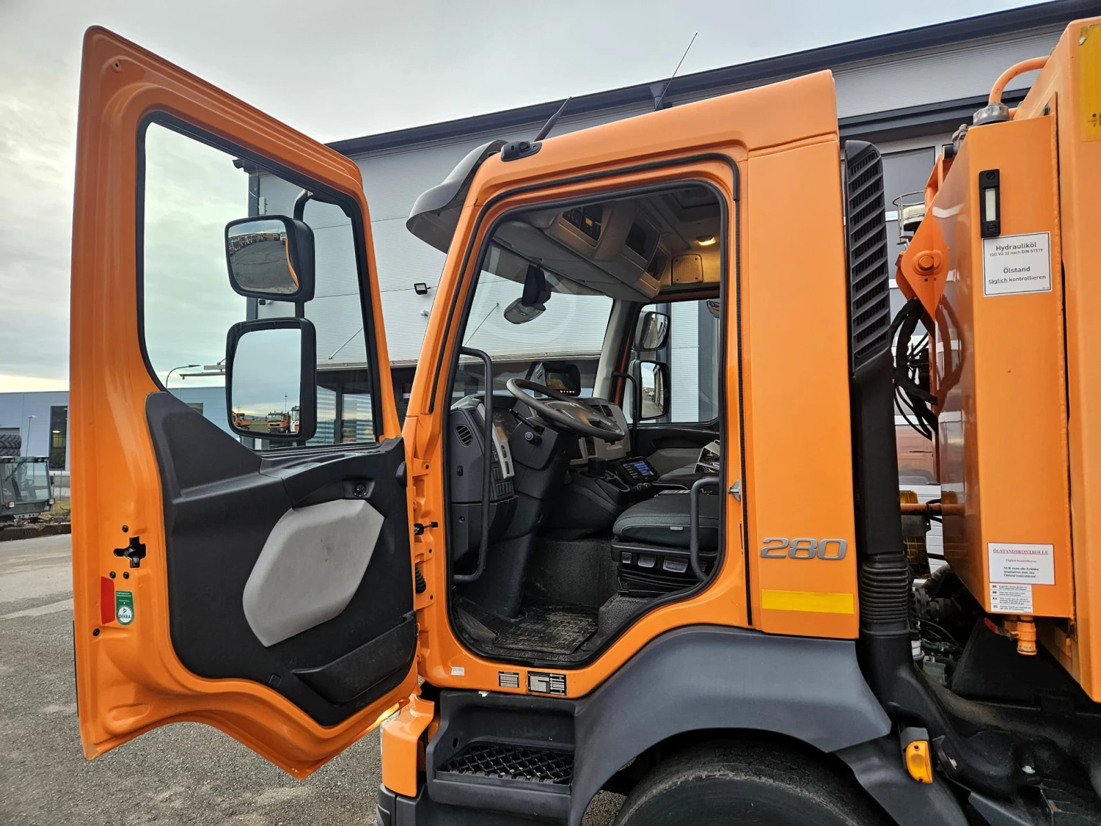 Volvo Fl Варио-Преса, 4х2, Zoller MINI 8, 5 m3, , , Внос, , - изображение 6