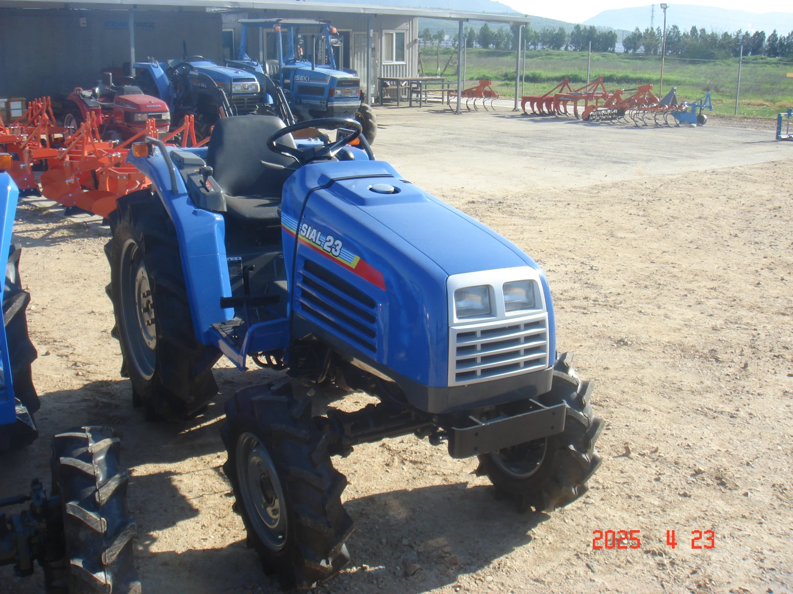 Трактор Kubota СКАЙТРАК - изображение 3
