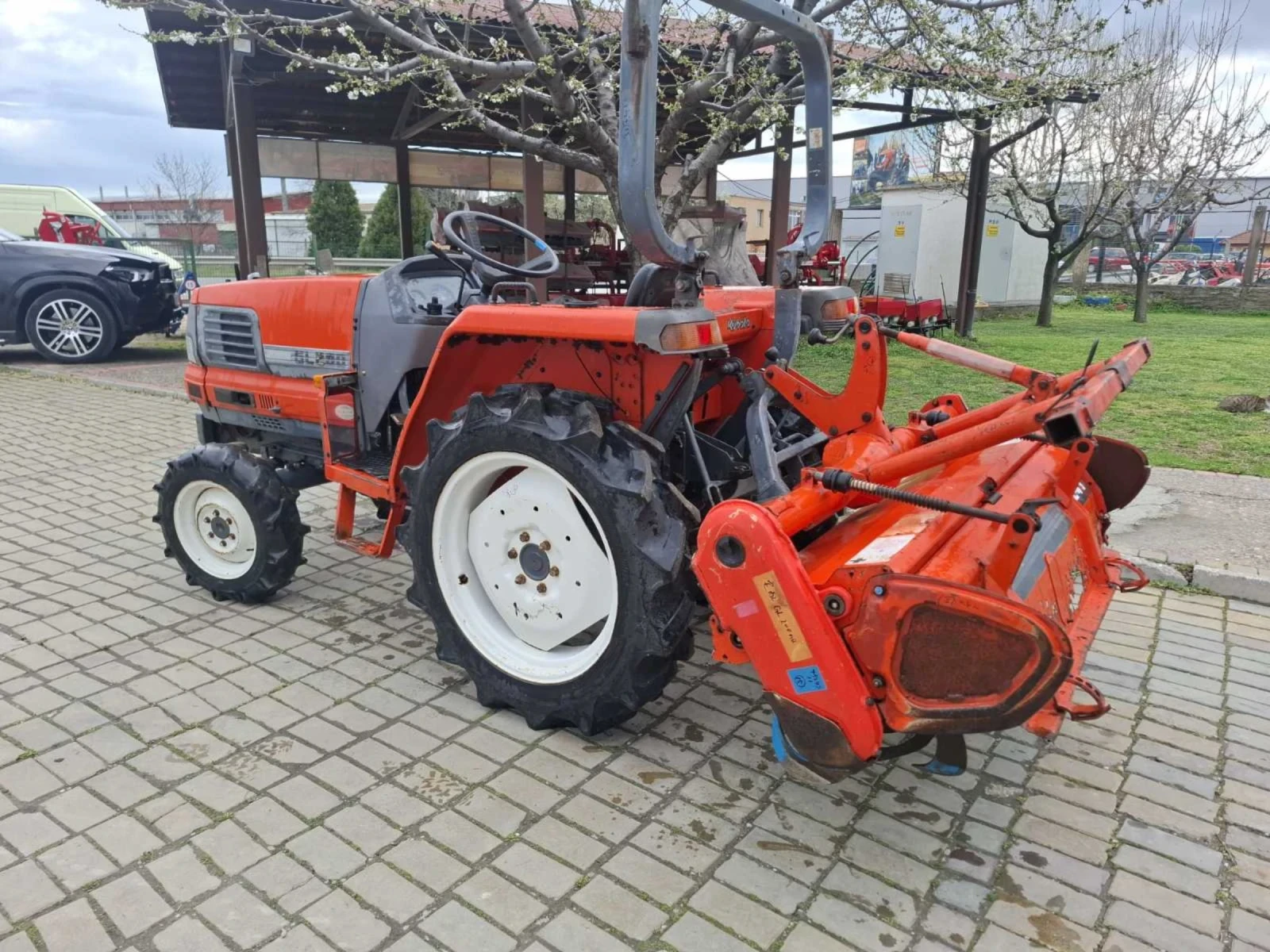 Трактор Kubota GL 200, снимка 2 - Селскостопанска техника - 54088492