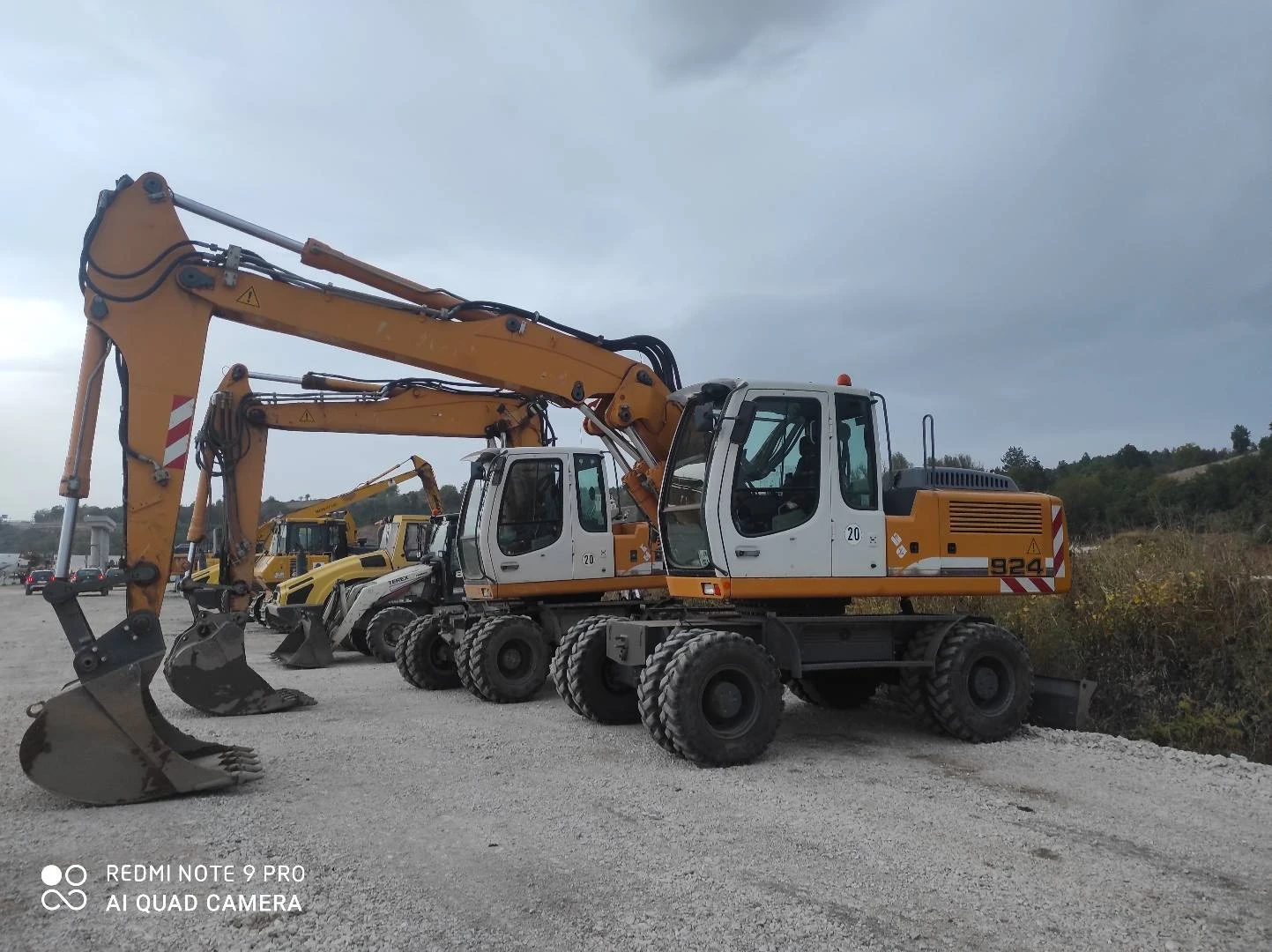 Багер Liebherr A924 - изображение 3