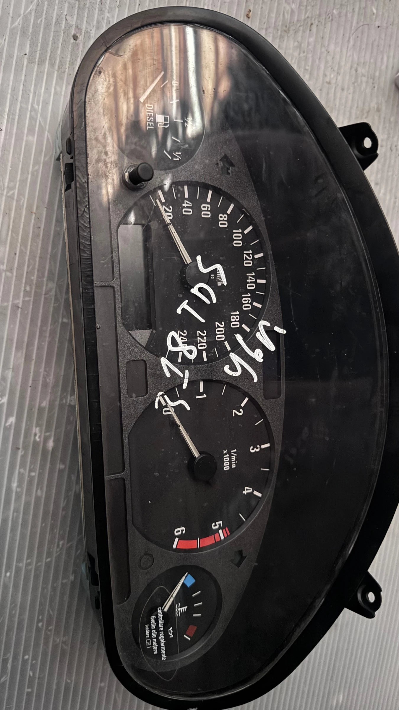   BMW 318 - 62.11-8 371568 /  11129602 / 87001306 | Mobile.bg   1