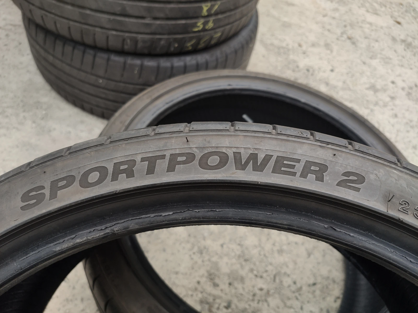  235/35R19 | Mobile.bg   5