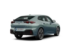 BMW iX2 xDrive30, снимка 3