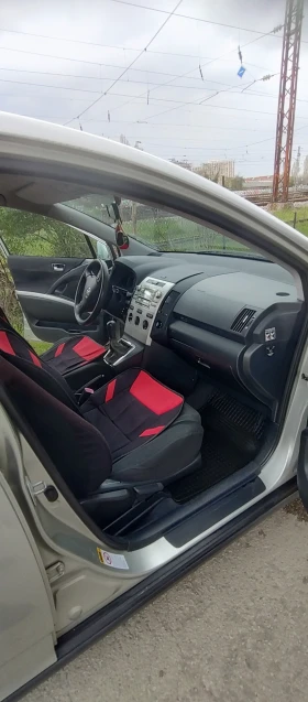 Toyota Corolla verso, снимка 6