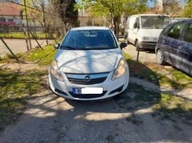 Opel Corsa, снимка 1 - Автомобили и джипове - 44638323