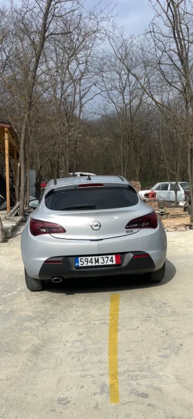 Opel Astra GTC, снимка 2