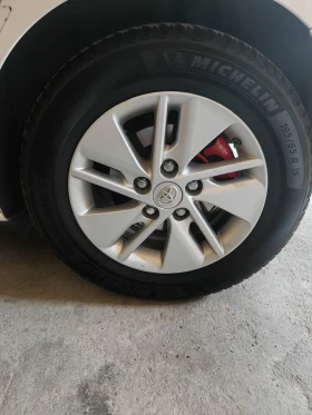 Toyota Auris undefined | Auto.bg — изображение 10