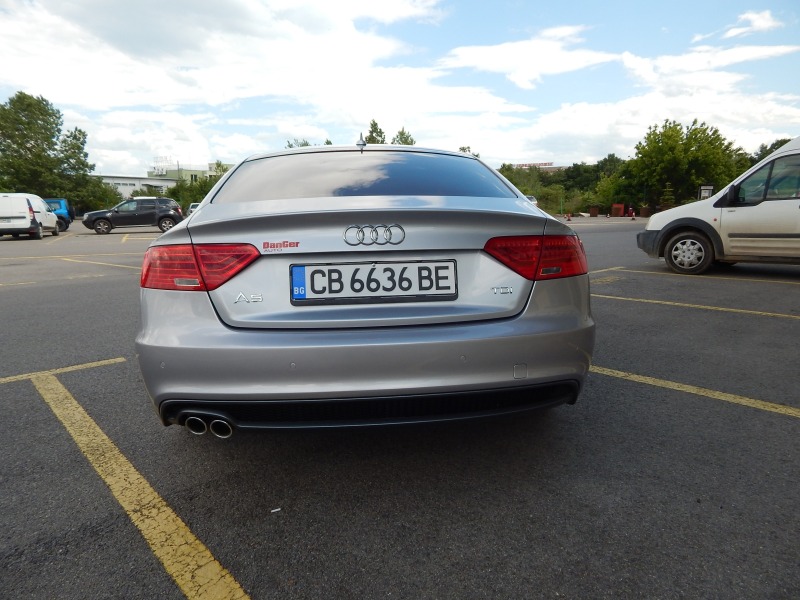 Audi A5 2.0TDI* S-LINE* ПЕРФЕКТНА* , снимка 8 - Автомобили и джипове - 43088388