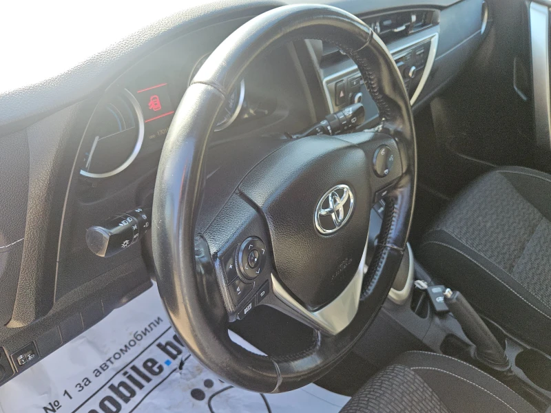 Toyota Auris 1.8 hybrid/99k.c, снимка 14 - Автомобили и джипове - 48917370