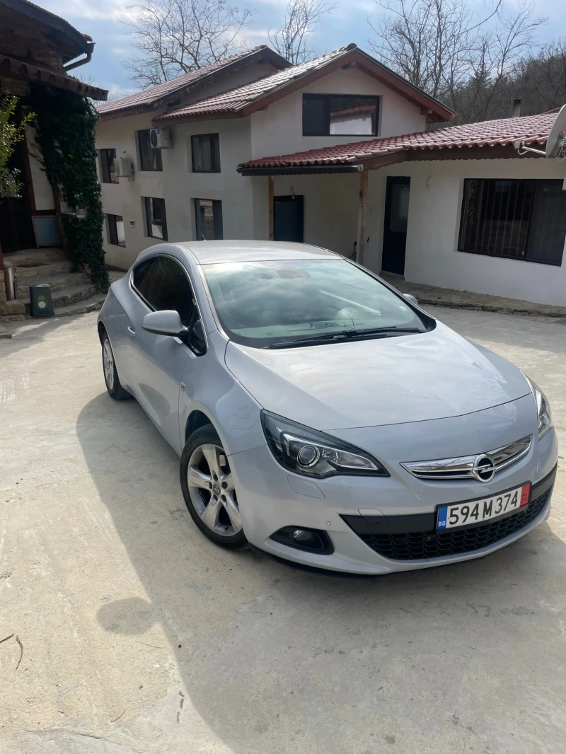 Opel Astra GTC, снимка 1 - Автомобили и джипове - 49544140