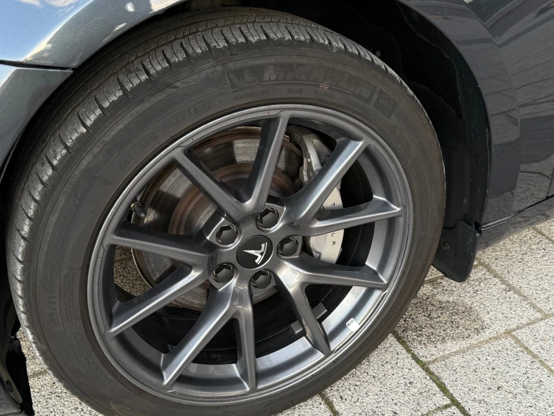 Tesla Model 3, снимка 15 - Автомобили и джипове - 52513161