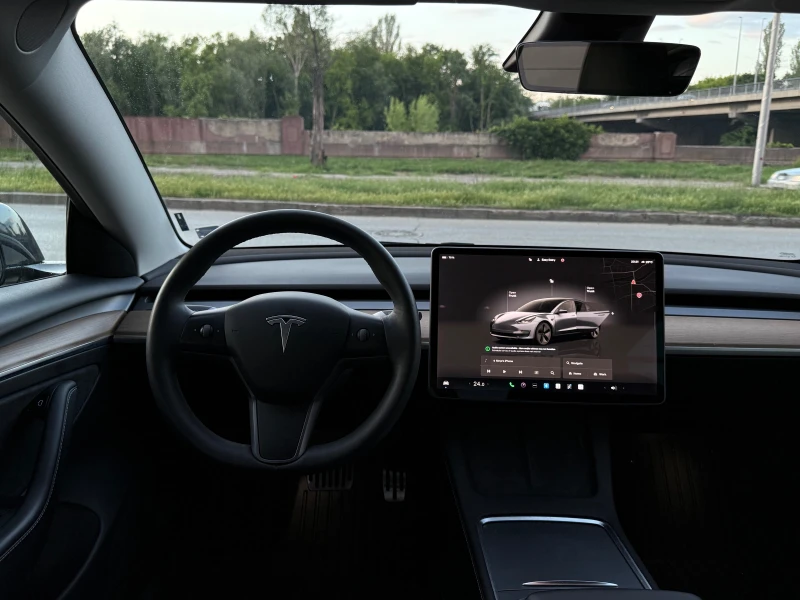 Tesla Model 3, снимка 10 - Автомобили и джипове - 52513161