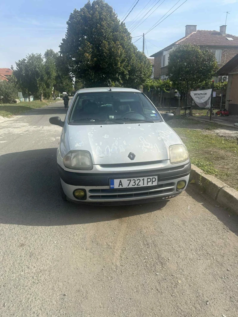 Renault Clio, снимка 3 - Автомобили и джипове - 52272818