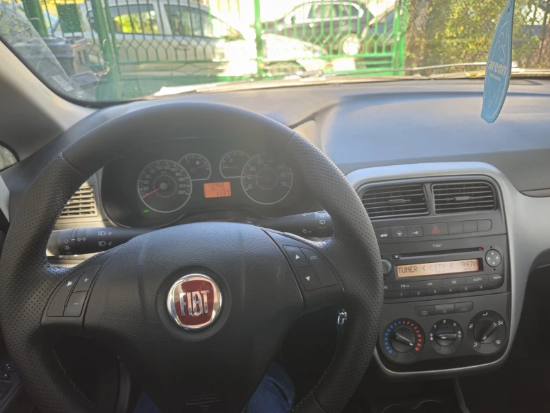 Fiat Punto, снимка 3 - Автомобили и джипове - 52594732