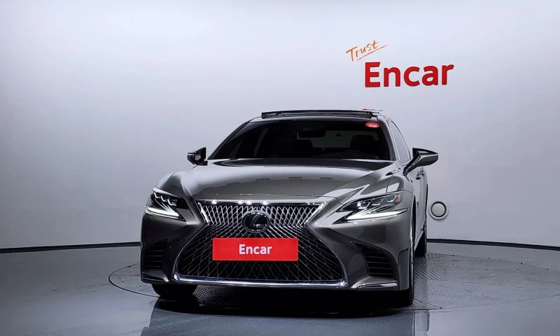 Lexus LS 500 3.5 Luxury Awd, снимка 3 - Автомобили и джипове - 52624278