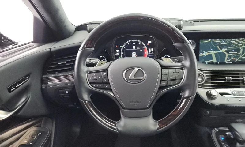 Lexus LS 500 3.5 Luxury Awd, снимка 12 - Автомобили и джипове - 52624278