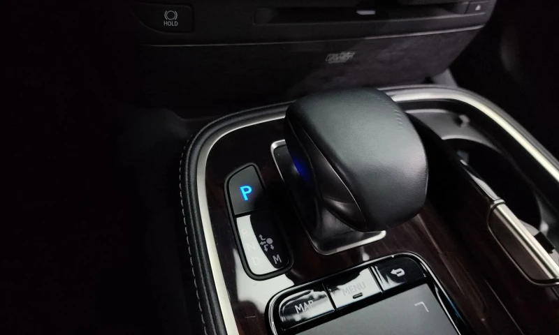 Lexus LS 500 3.5 Luxury Awd, снимка 8 - Автомобили и джипове - 52624278