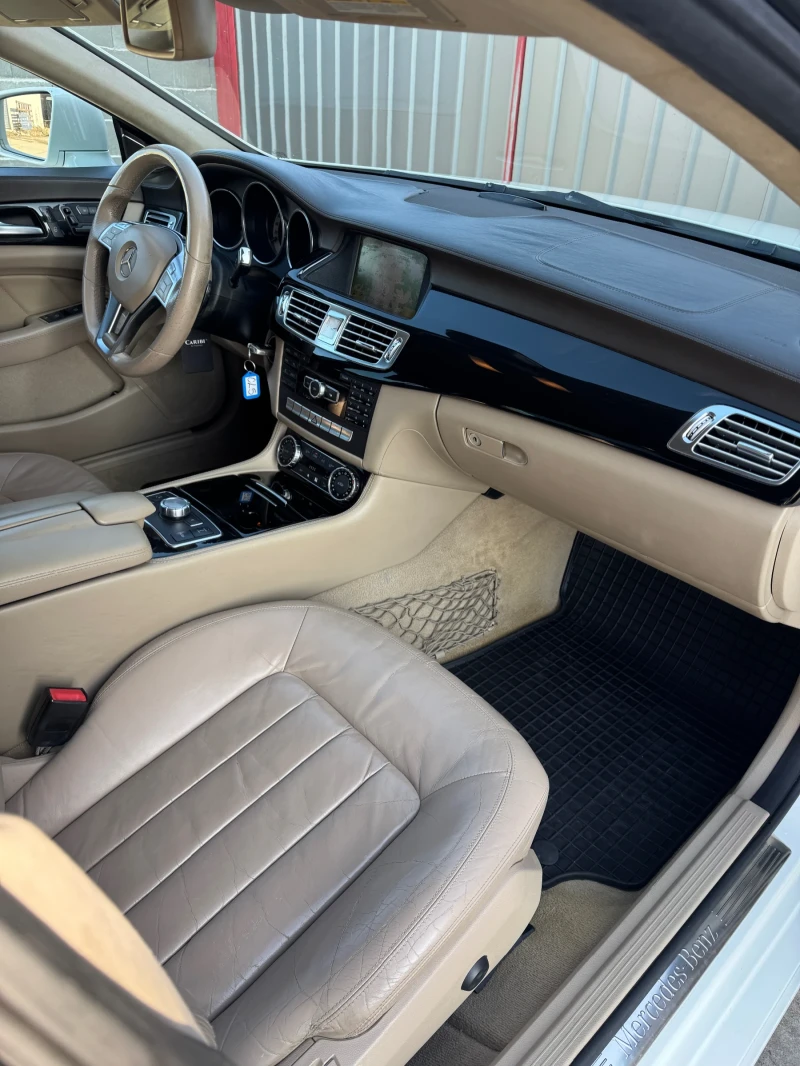 Mercedes-Benz CLS 350, снимка 10 - Автомобили и джипове - 53145193