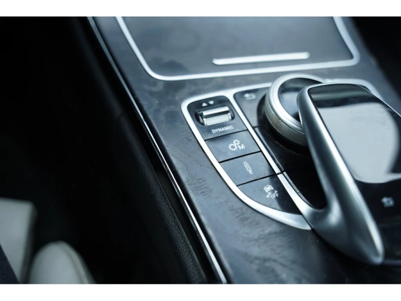 Mercedes-Benz C 43 AMG C43/ AMG/4MATIC/ PANOROOF/ CAMERA/ LEATHER/, снимка 15 - Автомобили и джипове - 53558545