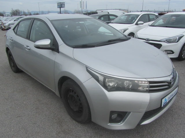 Toyota Corolla, снимка 2 - Автомобили и джипове - 46588216