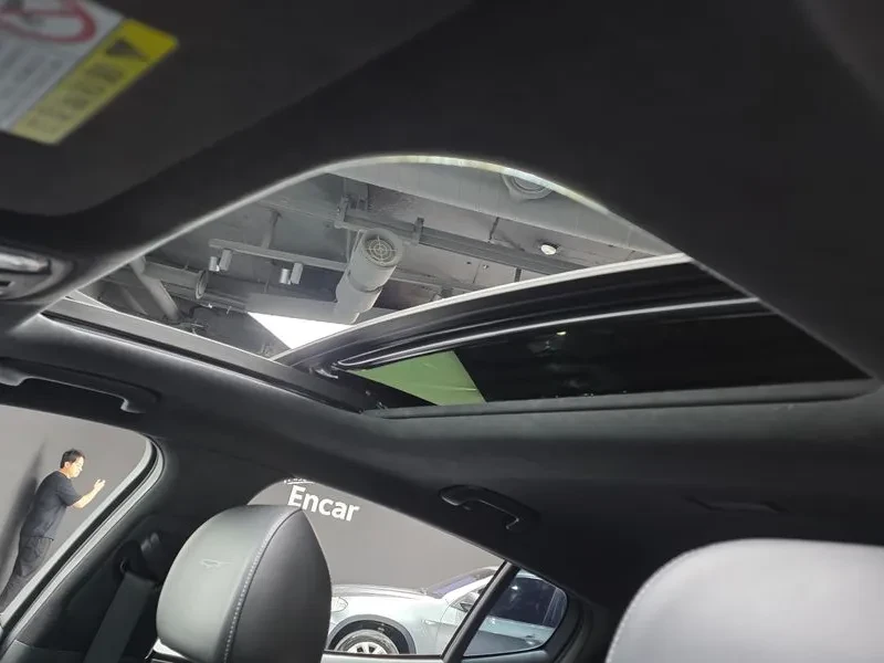 Kia Stinger 3.3 TURBO 2WD GT, снимка 16 - Автомобили и джипове - 55222041