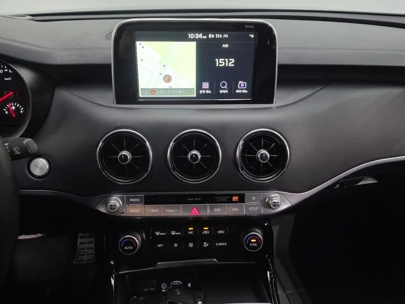 Kia Stinger 3.3 TURBO 2WD GT, снимка 14 - Автомобили и джипове - 55222041