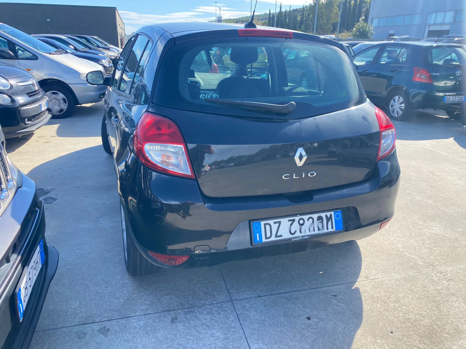 Renault Clio 1.5DCI - изображение 2