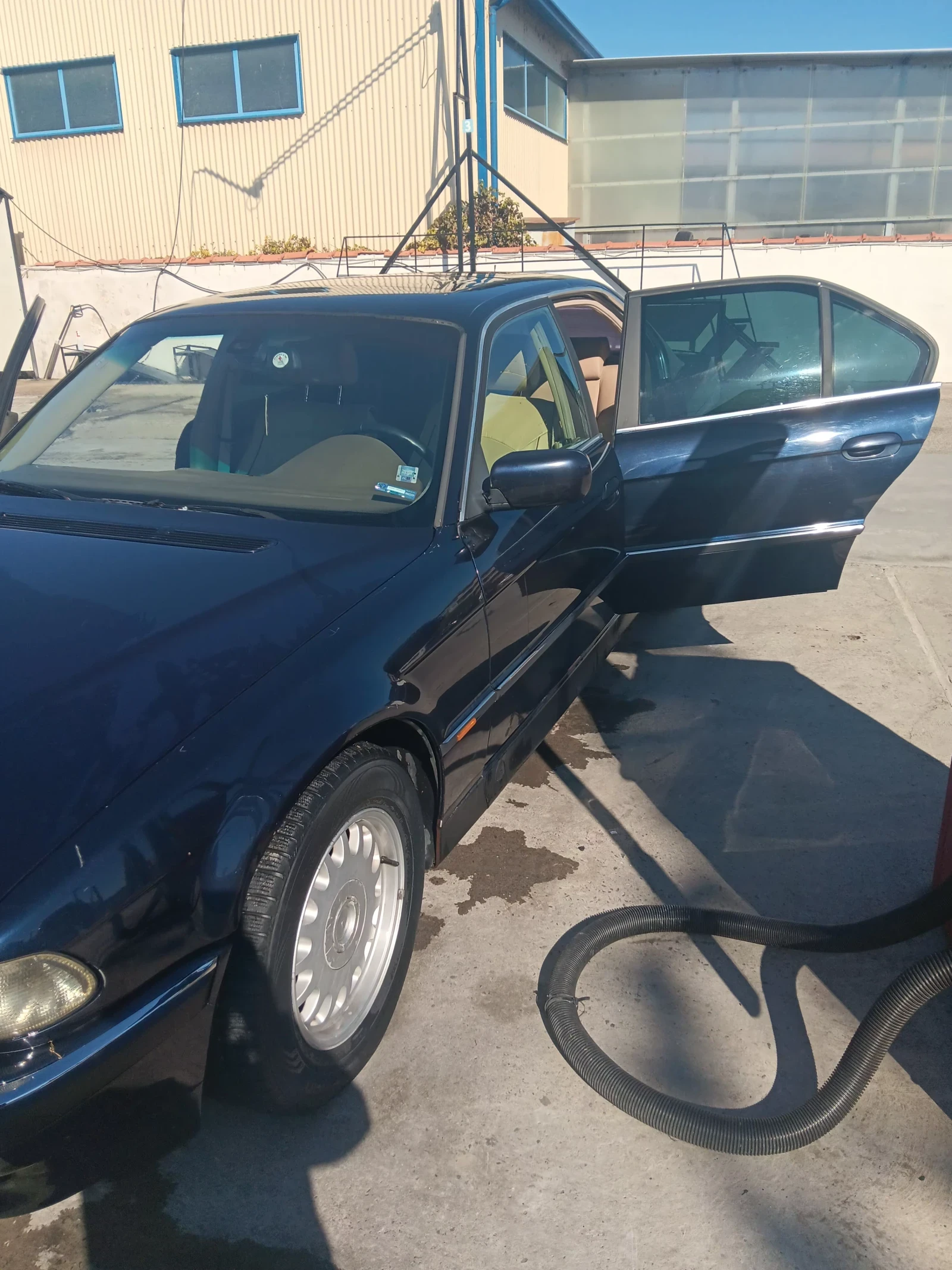 BMW 728  - изображение 6