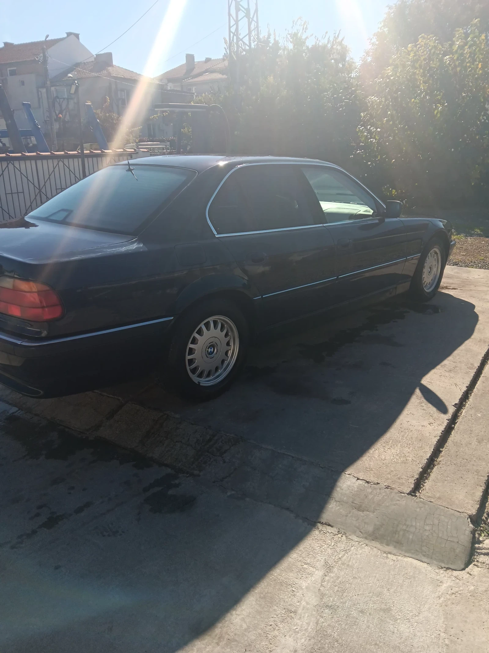 BMW 728  - изображение 4
