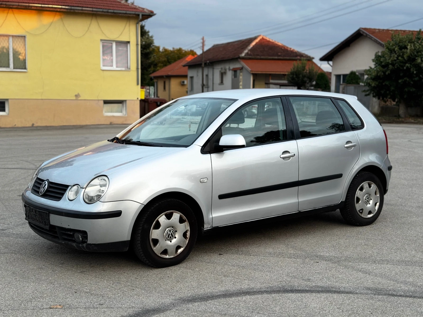 VW Polo 1.4i Клима - изображение 2