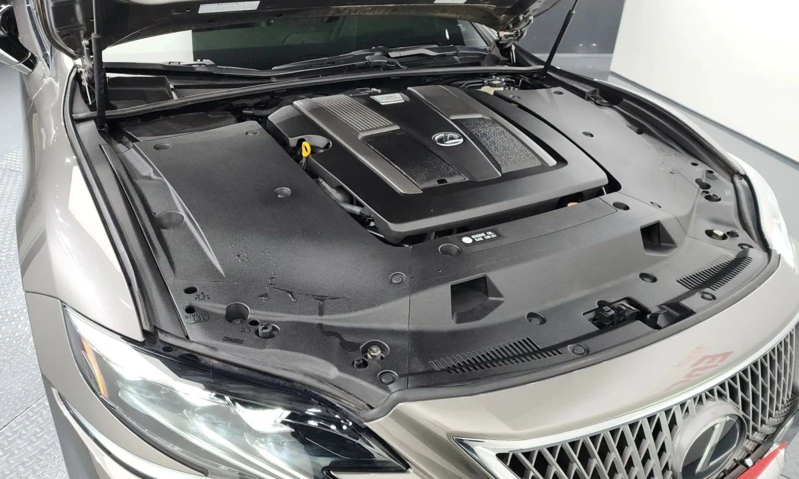 Lexus LS 500 3.5 Luxury Awd - изображение 5