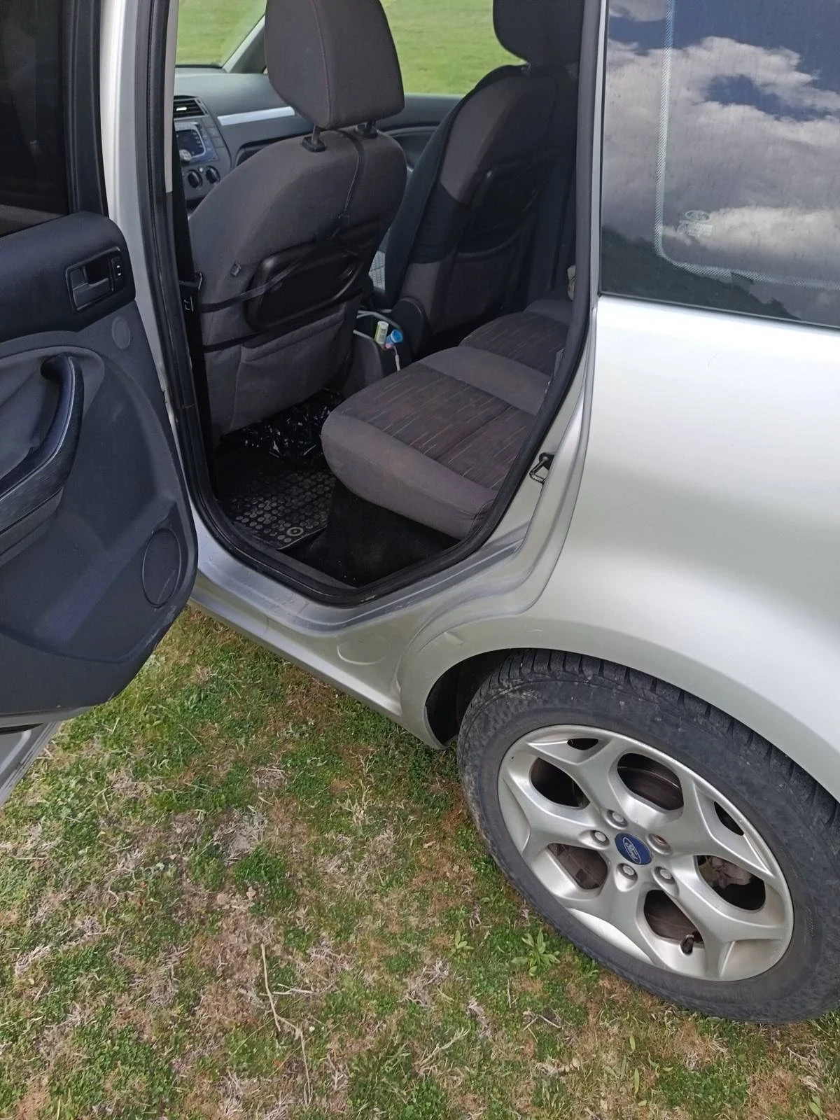 Ford C-max | Mobile.bg � ����������� 3