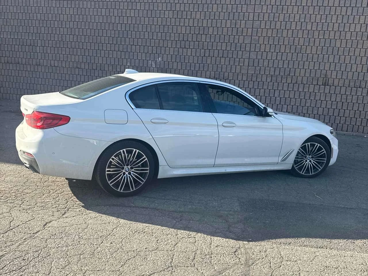 BMW 540 540I XDRIVE  CARFAX - изображение 3