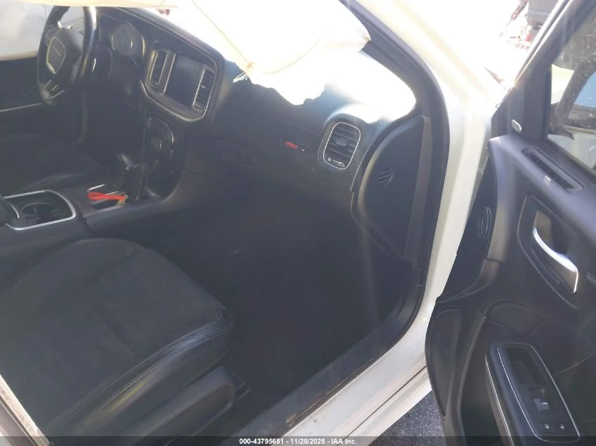 Dodge Charger SCAT PACK 6.4L V8 HEMI * ���������� �� ���* ������ | Mobile.bg � ����������� 5