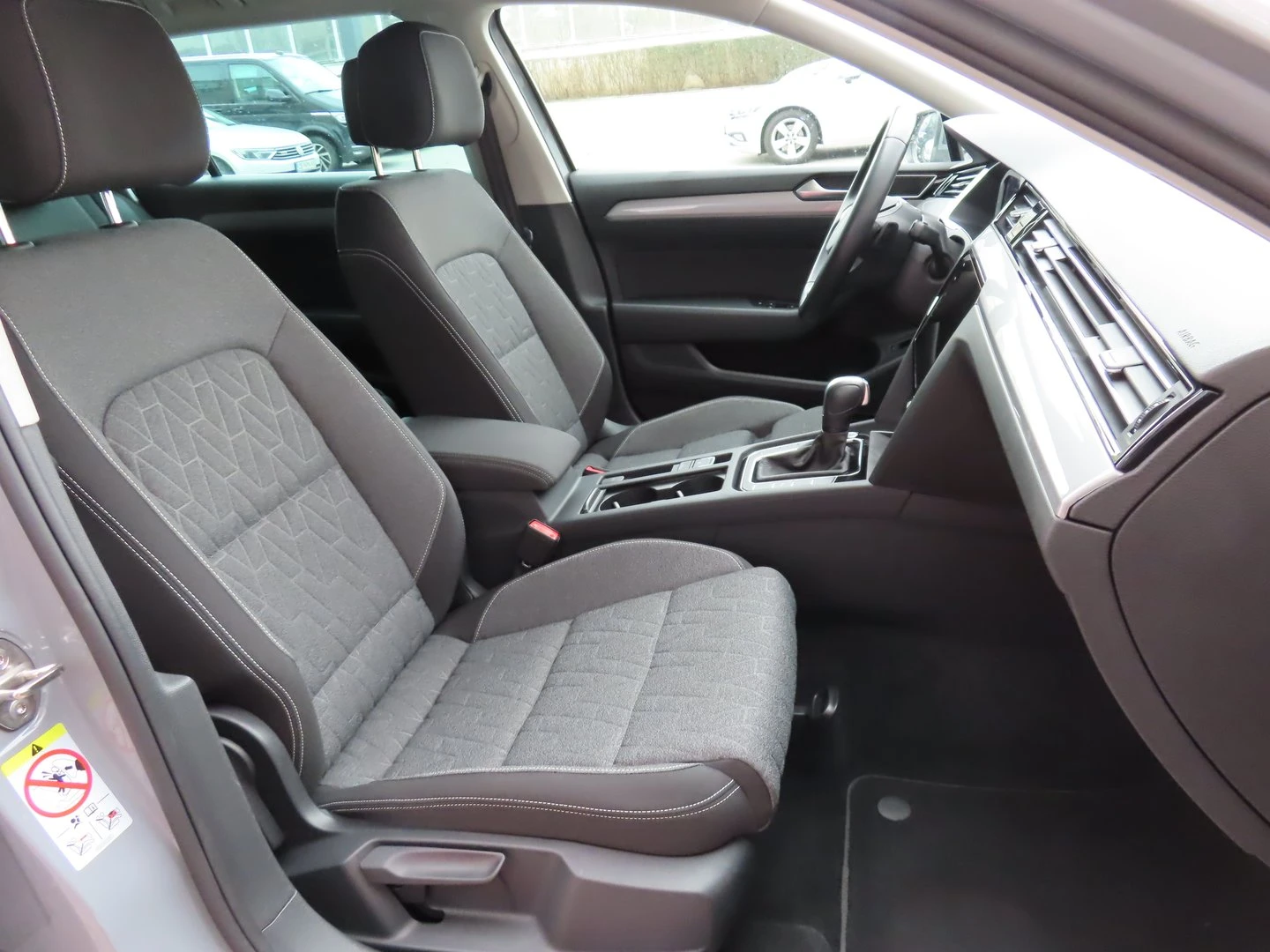 VW Passat Business 2.0 TDI SCR DSG | Mobile.bg � ����������� 9