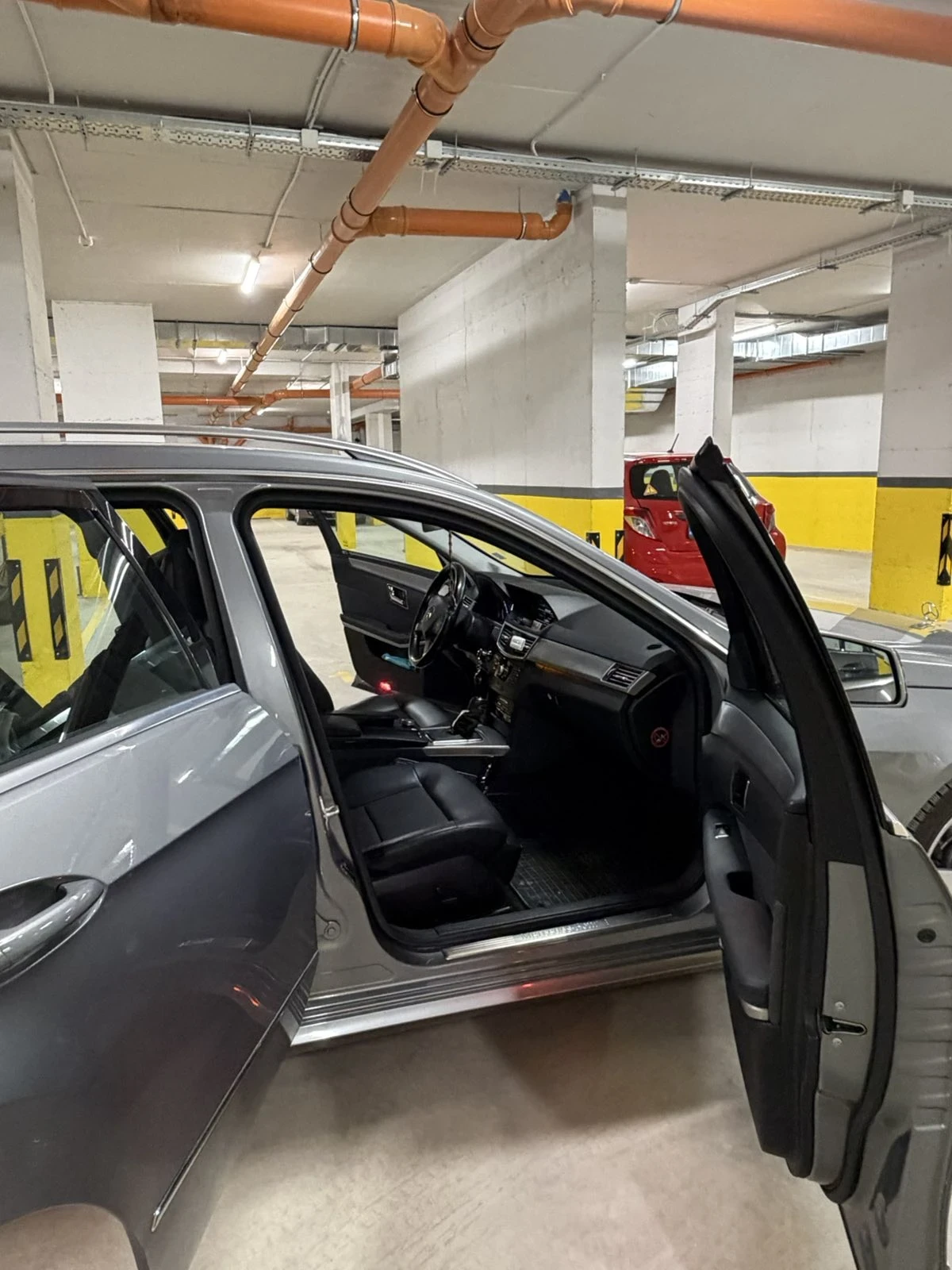 Mercedes-Benz E 250, снимка 5 - Автомобили и джипове - 53843615