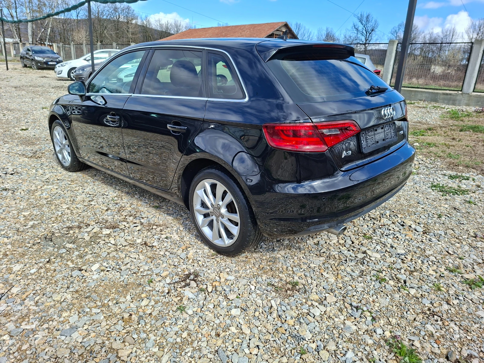 Audi A3 1.6 sportback navi led, снимка 5 - Автомобили и джипове - 54115940