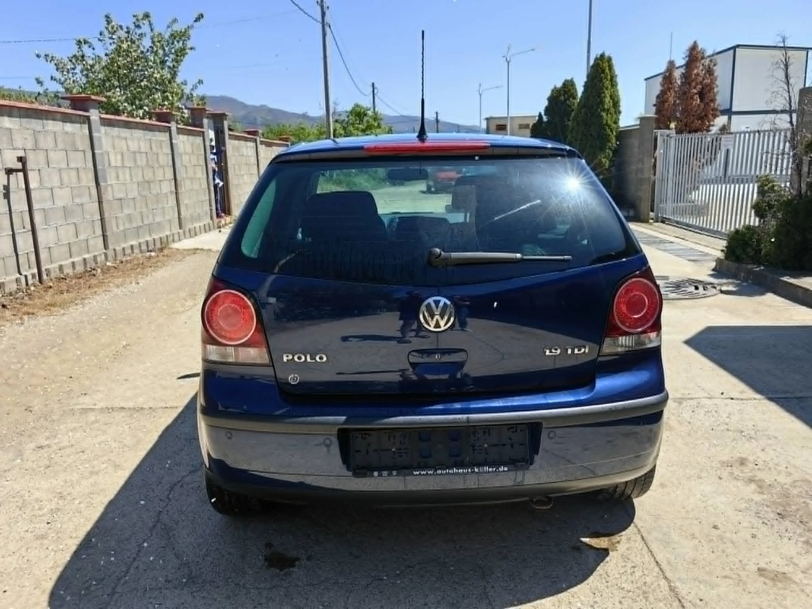 VW Polo, снимка 4 - Автомобили и джипове - 54383346