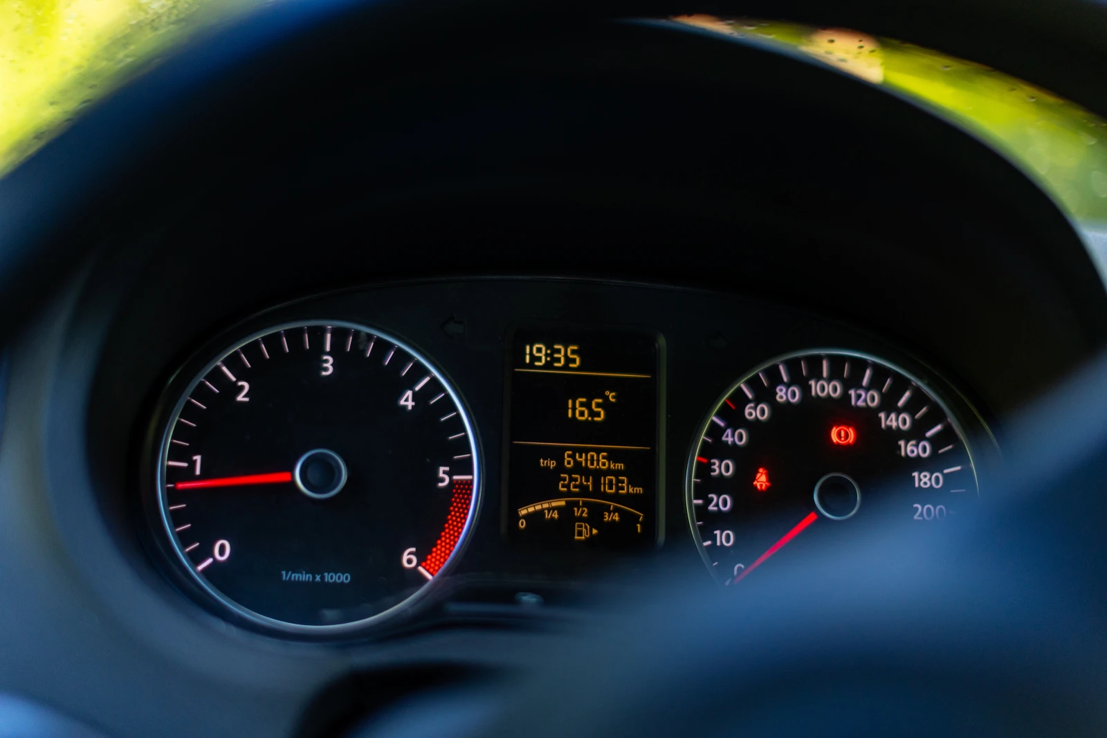 VW Polo Navi/Camera, снимка 12 - Автомобили и джипове - 54598549