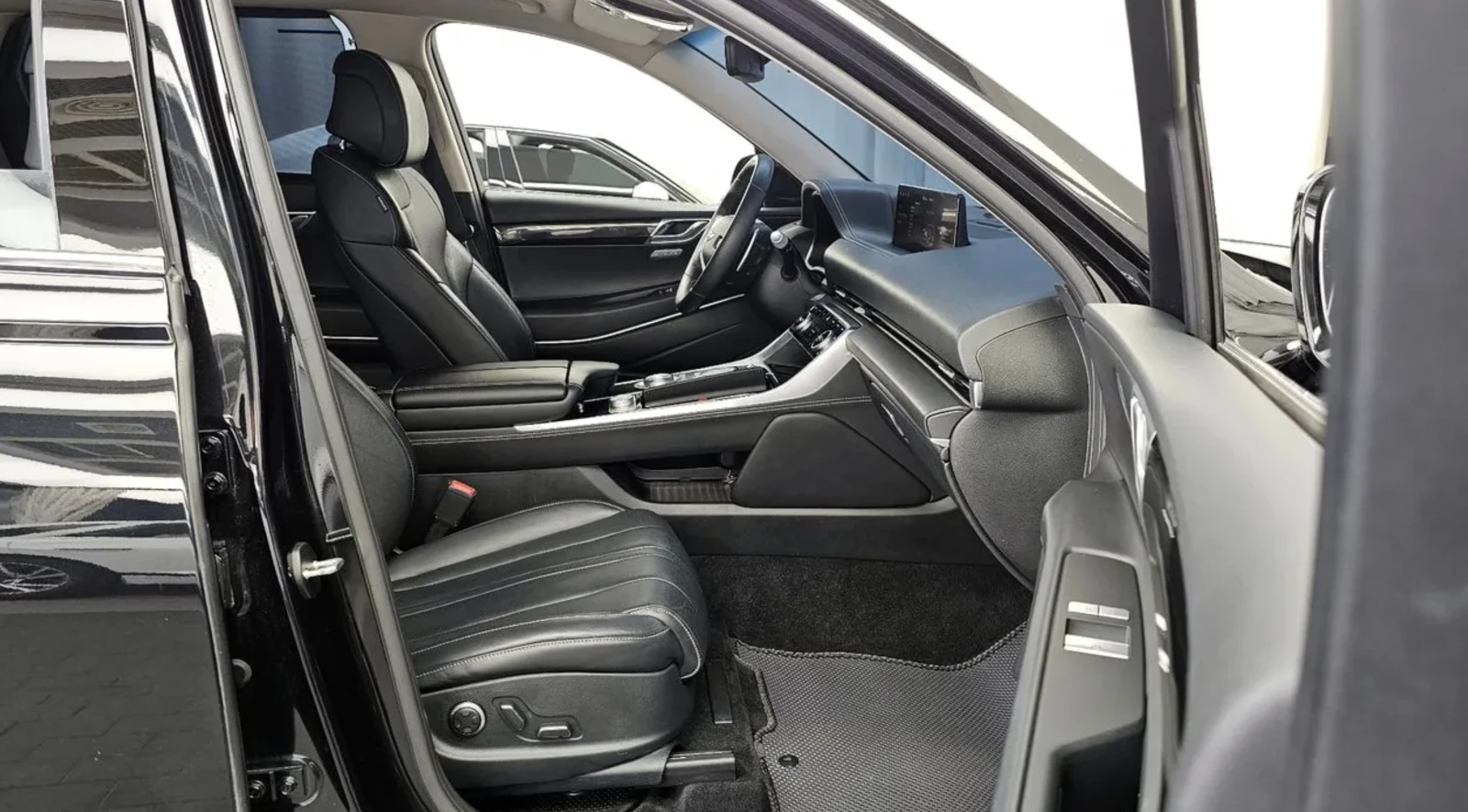 Genesis GV80, снимка 12 - Автомобили и джипове - 54855841