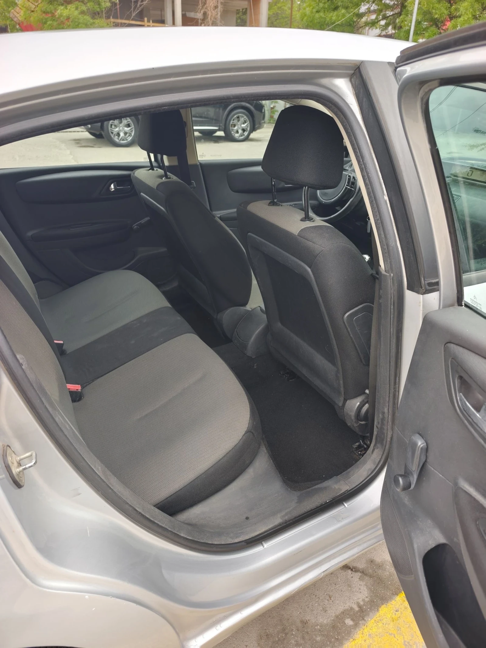 Citroen C4 ГАЗ/2007, снимка 10 - Автомобили и джипове - 54990676