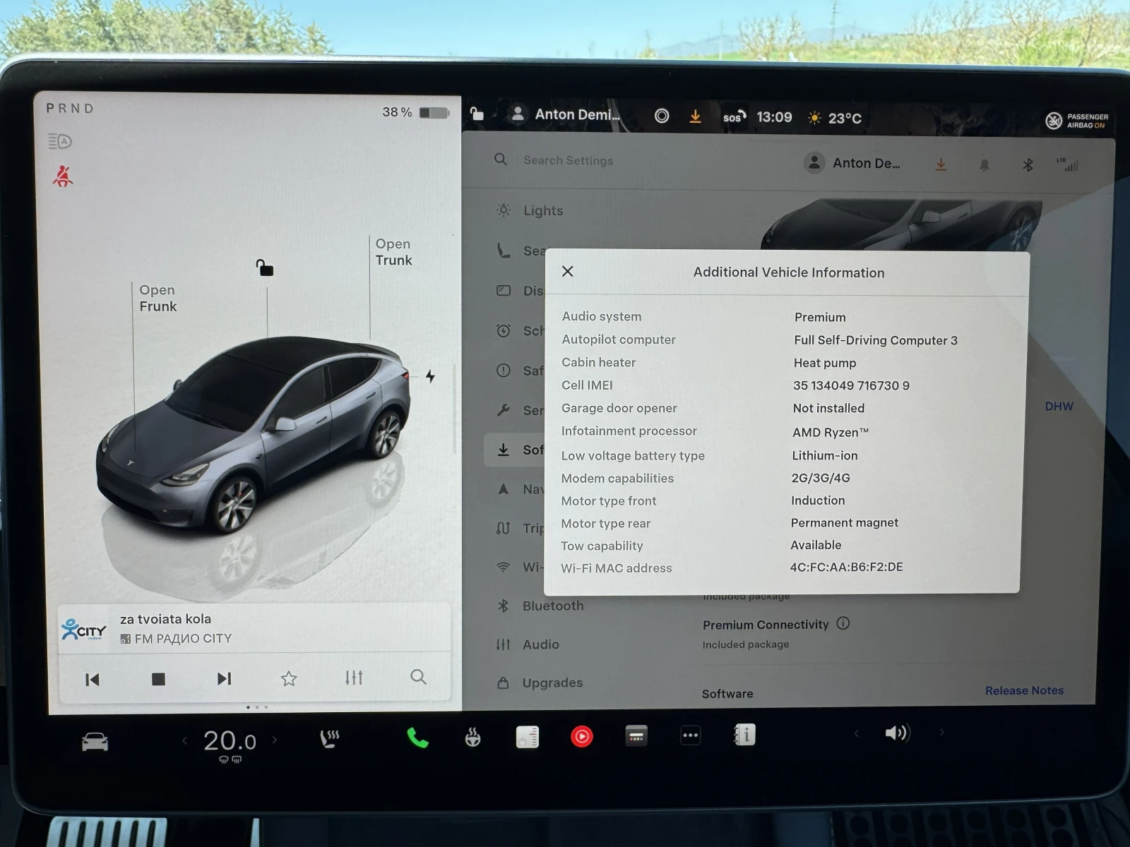 Tesla Model Y Performance, снимка 12 - Автомобили и джипове - 55064058