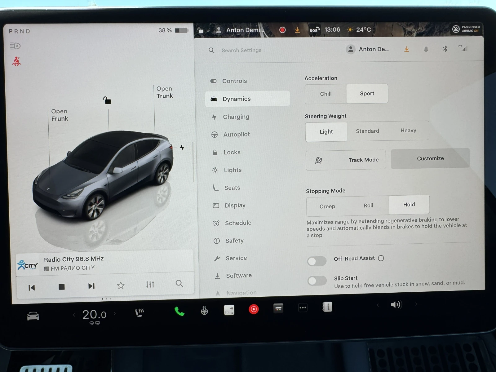 Tesla Model Y Performance, снимка 15 - Автомобили и джипове - 55064058