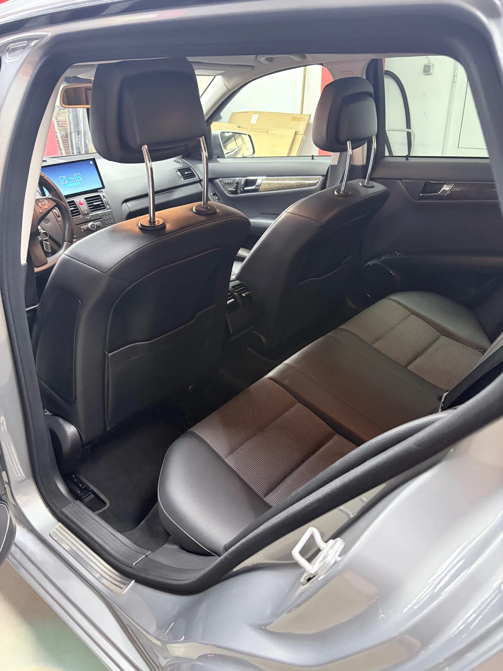 Mercedes-Benz C 350 CDI 4MATIC SWISS, снимка 5 - Автомобили и джипове - 55069268