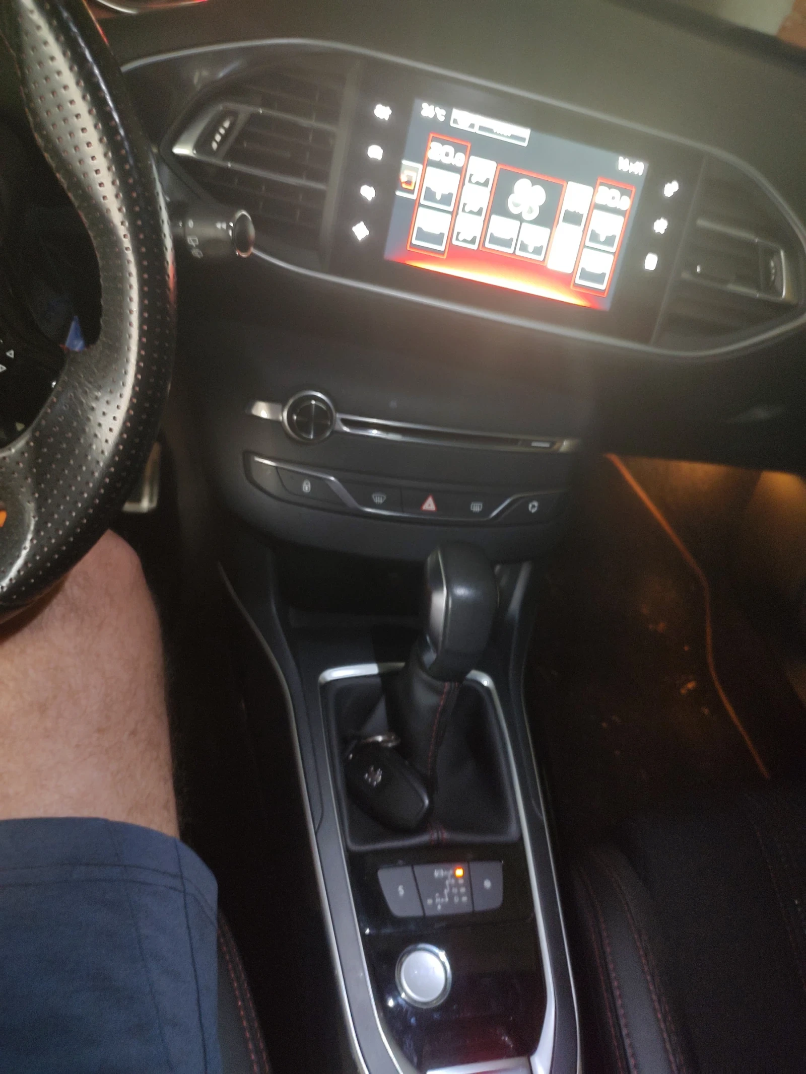 Peugeot 308 GTLINE , снимка 4 - Автомобили и джипове - 55134879