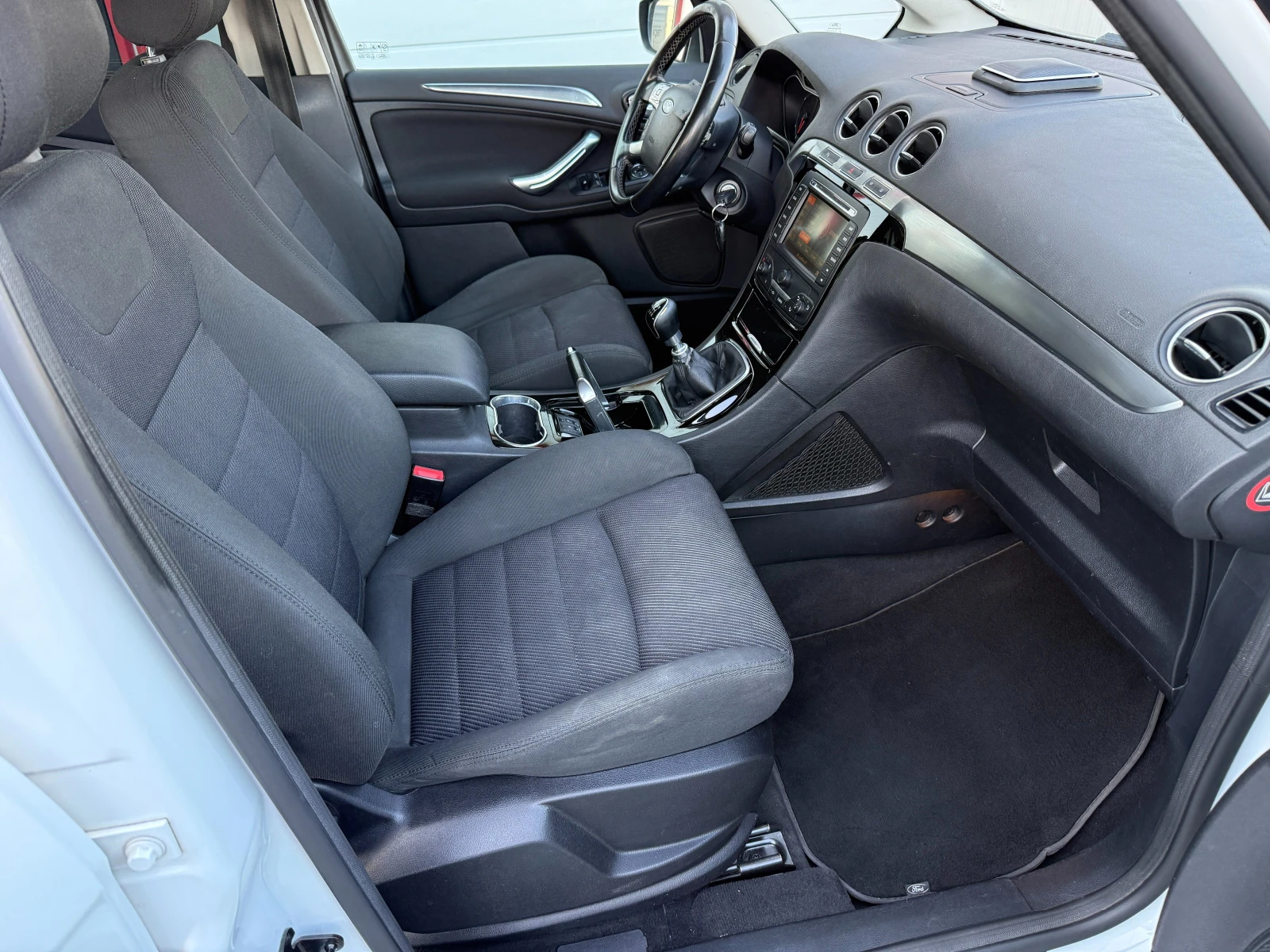 Ford Galaxy * TITANIUM* 2.0D* 140HP* FACE* 7 МЕСТА* , снимка 12 - Автомобили и джипове - 55136812